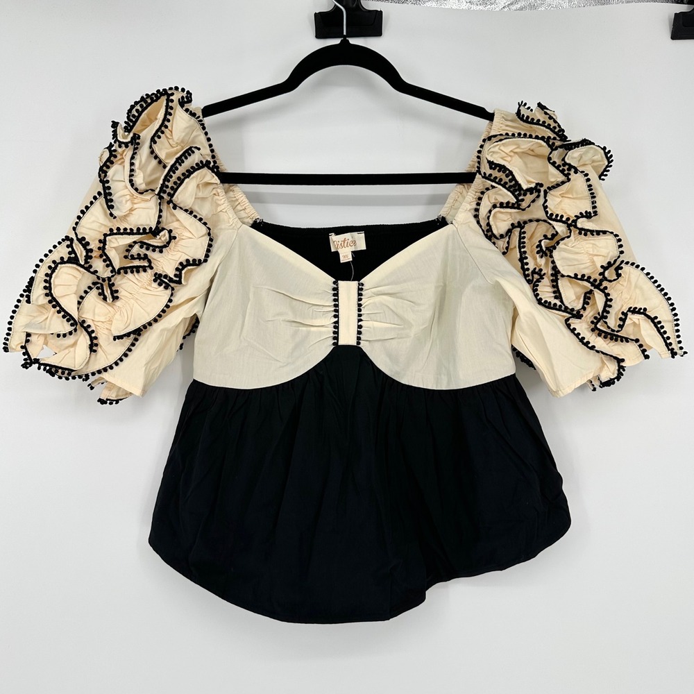 NEW Listicle Boutique Puff Sleeve Ruffle Pom Pom Peplum Top Going Out Boho M